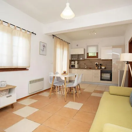 Ferienhaus Deborah With Private Pool *