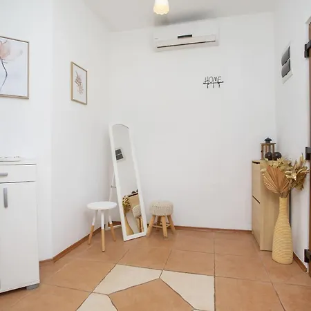 Deborah With Private Pool *